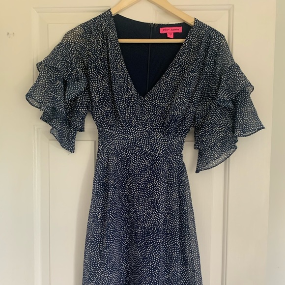 Betsey Johnson Dresses & Skirts - Betsey Johnson Midi Dress